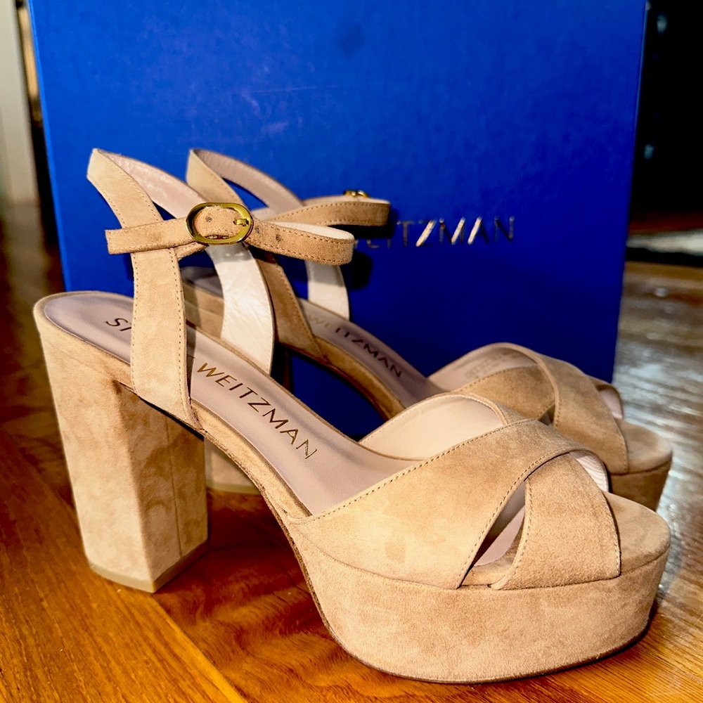 Stuart Weitzman Ivona Heel NWT SIZE 7